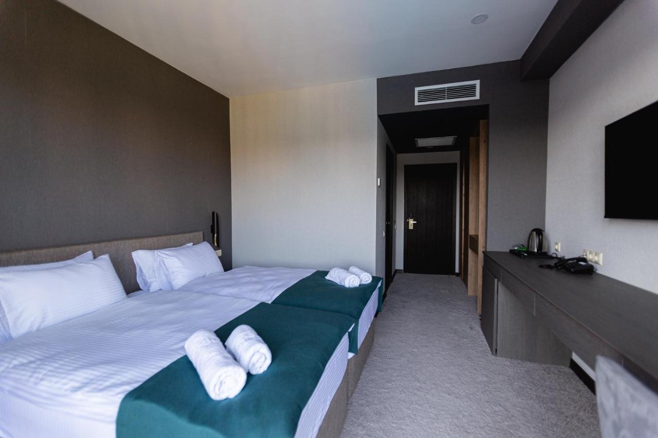 West Inn Georgia Koutaïssi Extérieur photo