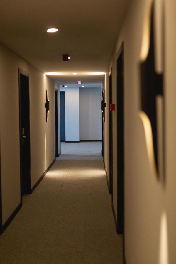 West Inn Georgia Koutaïssi Extérieur photo