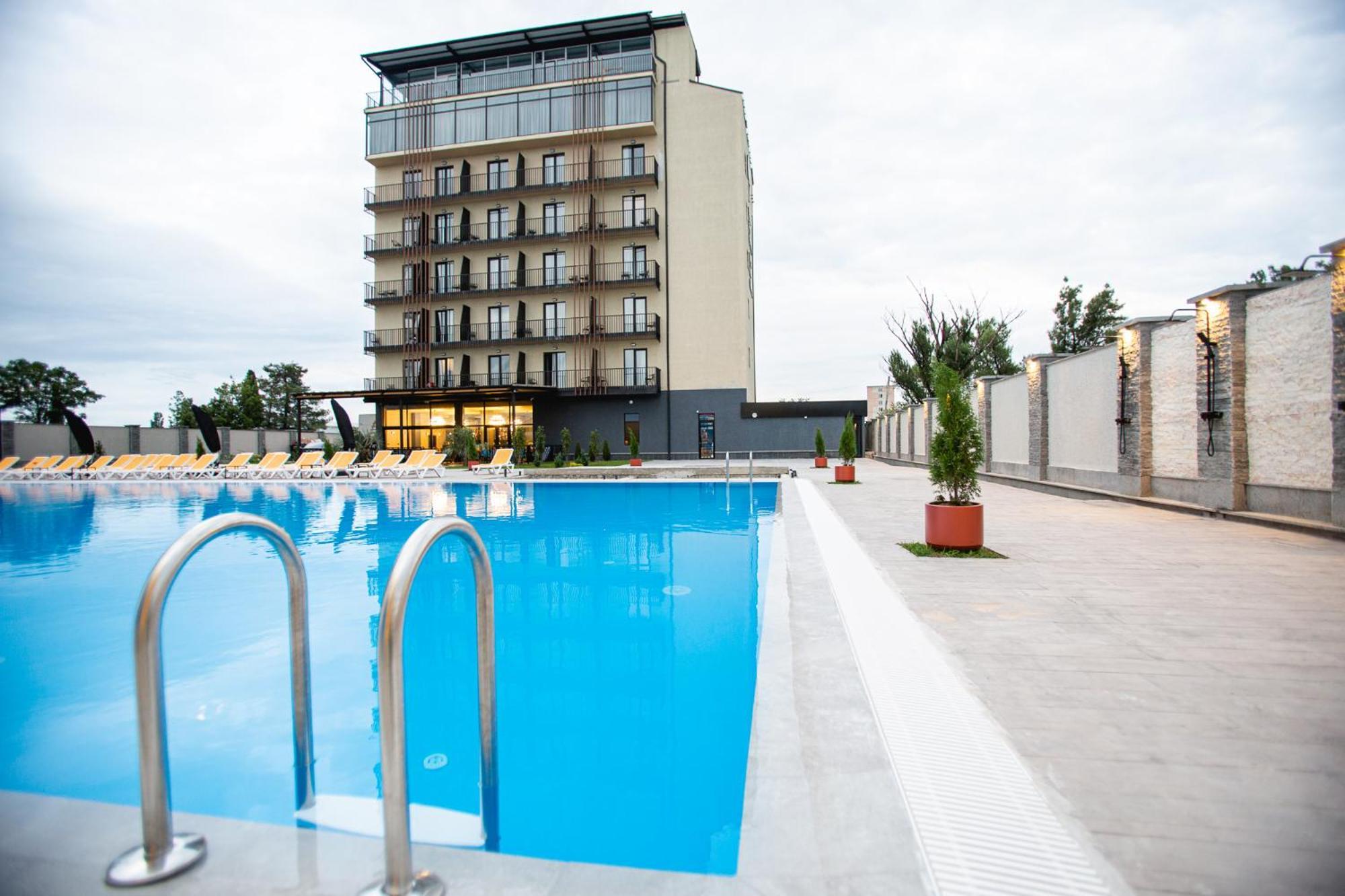 West Inn Georgia Koutaïssi Extérieur photo